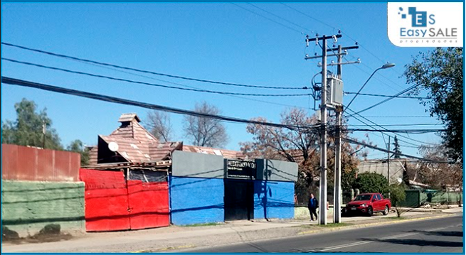 TIPO DE INMUEBLE 	CASA
COMUNA	LA FLORIDA
SUPERFICIE TOTAL	1.650 m² 
SUPERFICIE ÚTIL	200 m² 
DORMITORIOS	4
BAÑOS	2
EQUIPAMIENTO	ENTRADA DE AUTO

DESCRIPCIÓN                                                    

Todos los usos permitidos excepto talleres molestos y bodegas.

Residencial, casa de reposo, Comercio, Ferretería, oficinas, culto, deporte, bancos, servicios, notarías, salud, labotarorios, educación, esparcimiento, seguridad, social.